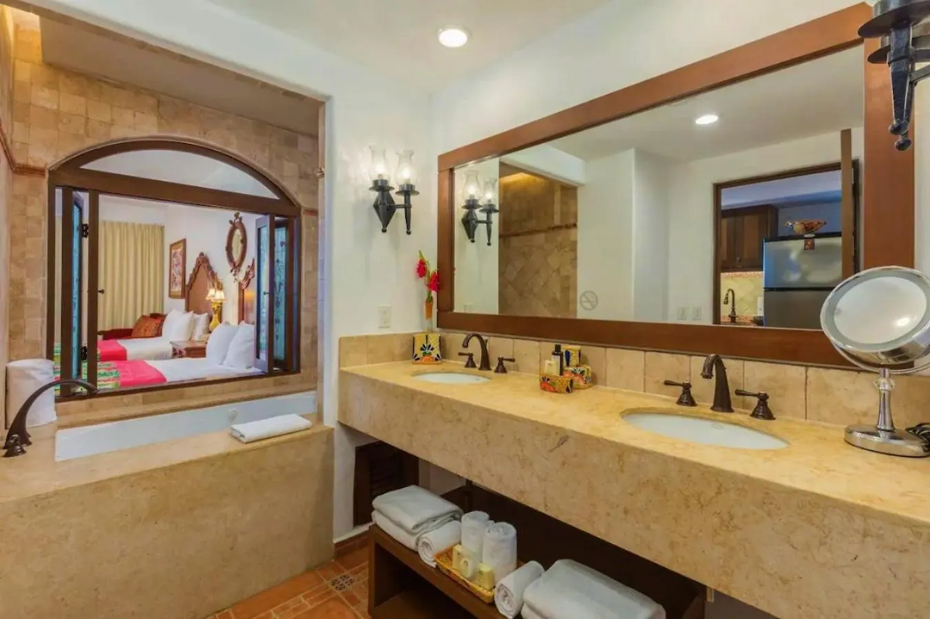 Relaxing 2 Bedroom Family Suite At 卡波圣卢卡斯